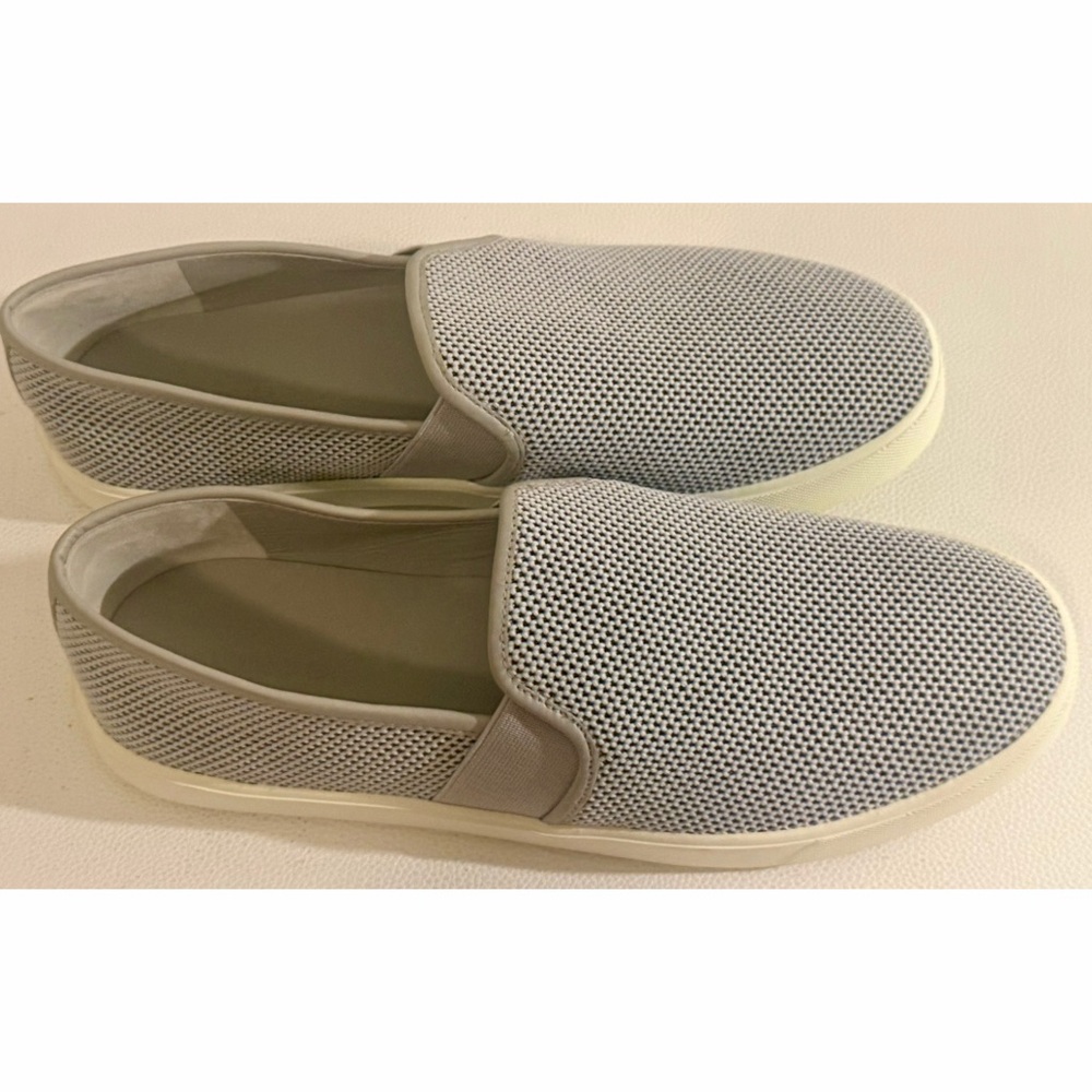Vince Women’s Mesh Slip On Sneakers Gray Size 9M Unworn Nordstrom Rack Like New
